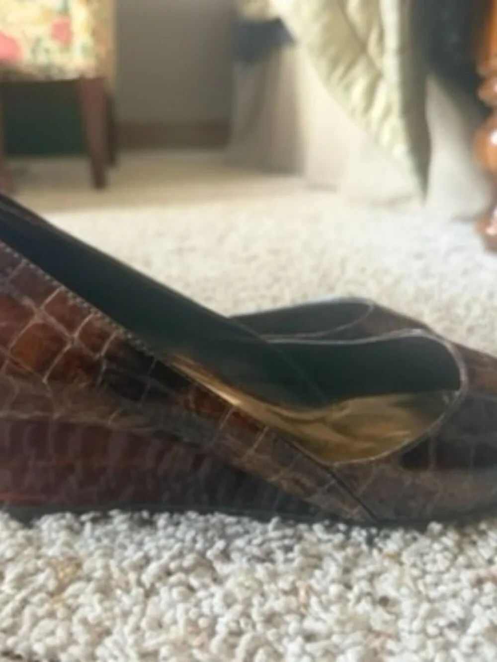 Carlos - Vintage Brown Crocodile Flat Wedge - 7